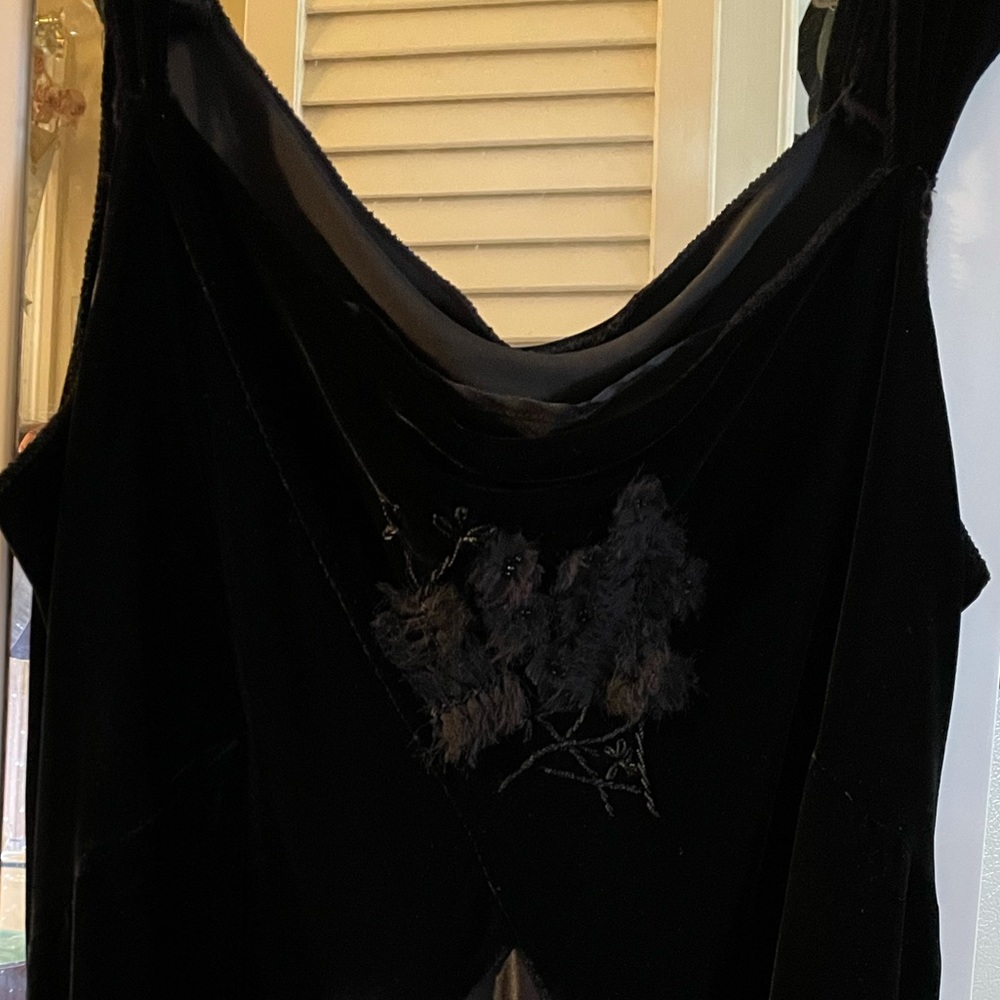 MAX STUDIO Gorgeous Little Black Dress - Picture 5 of 10